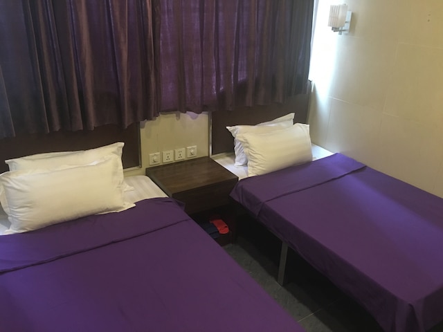 パリ ゲスト ハウス (巴黎賓館)