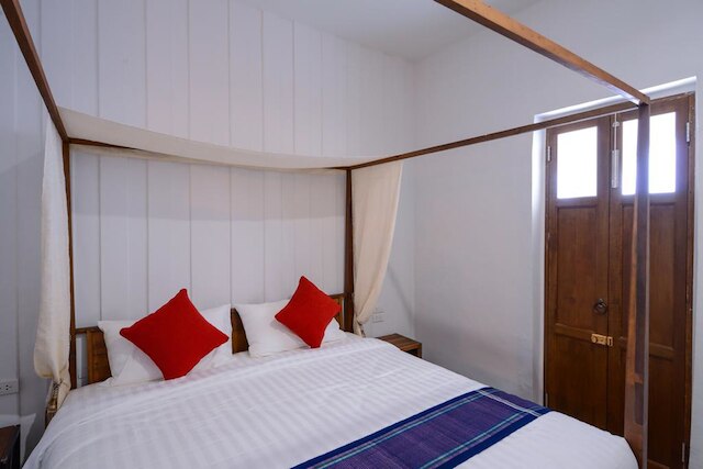 ネイバー プートン