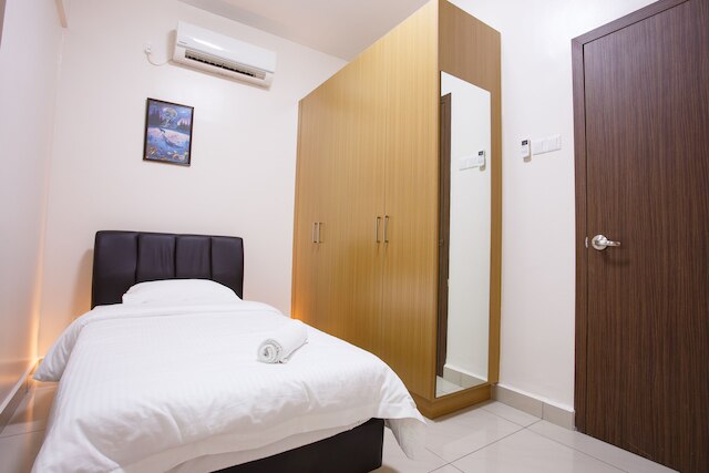 マダム ウーンズ アット デ シークレット ガーデン