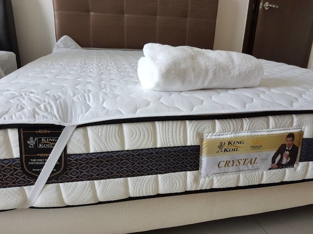 マダム ウーンズ アット デ シークレット ガーデン