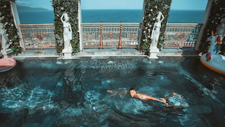 モナーク ホテル