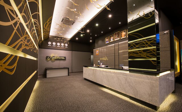 アジアティック ホテル