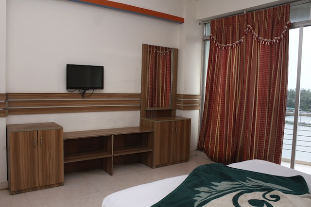 ホワイト ビーチ ホテル