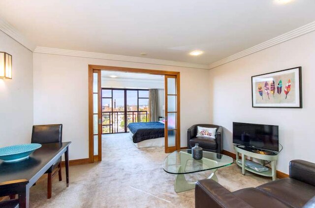 エレガント アパートメント ウィズ シティ ビュー