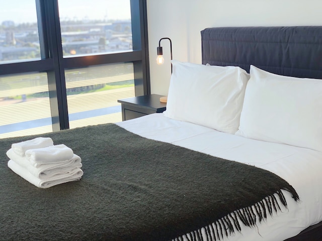 メルボルン ドックランズ ラグジュアリー シービュー アパートメント