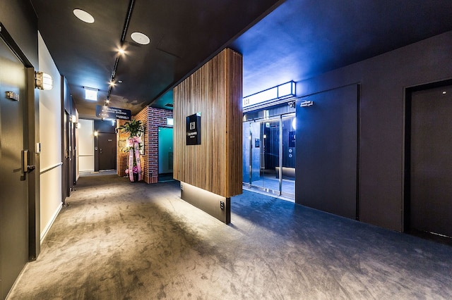 H アベニュー ホテル 広安里