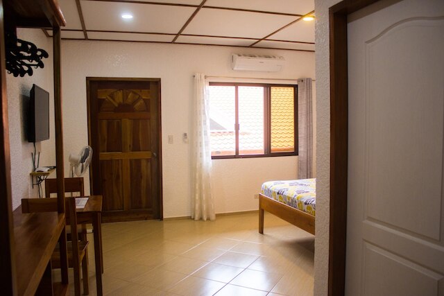 サンビル ホテル