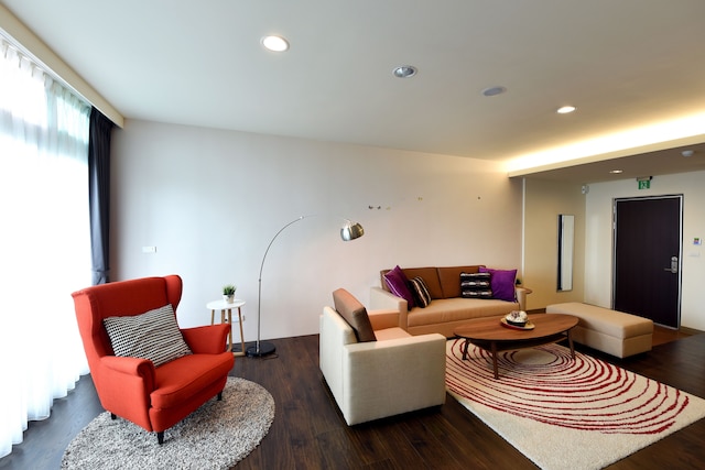 サン ムーン レイク バンブー ロック ガーデン (日月潭竹石園生態渡仮会館)