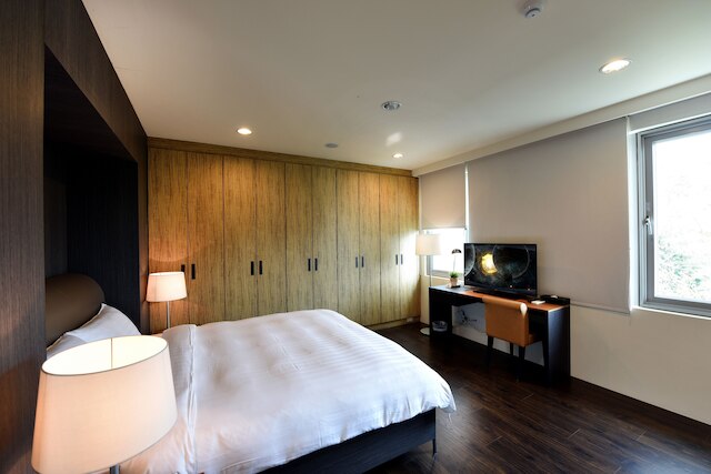 サン ムーン レイク バンブー ロック ガーデン (日月潭竹石園生態渡仮会館)