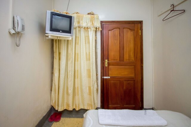 セルダム ホテル