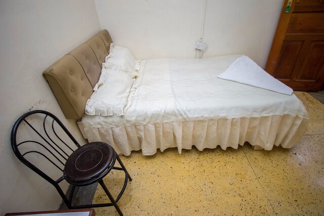 セルダム ホテル