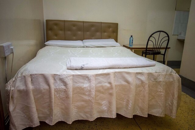 セルダム ホテル