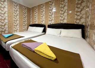 ニュー ウェーブ ホテル メラワティ