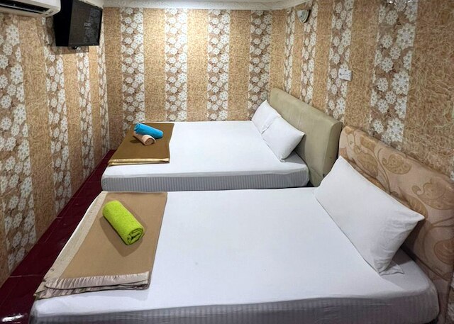 ニュー ウェーブ ホテル メラワティ