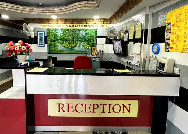 ニュー ウェーブ シャーアラム ホテル