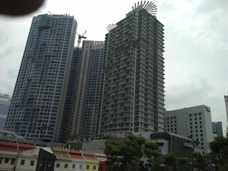 クイーンズ サービス スイート アット スイス ガーデン レジデンシズ