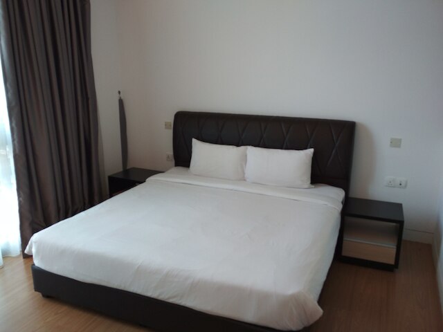 クイーンズ サービス スイート アット スイス ガーデン レジデンシズ