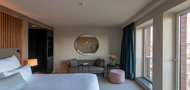 ペスターナ アムステルダム リバーサイド