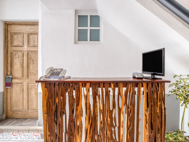 OM686 アーバン ロフツ ショートロング ステイズ