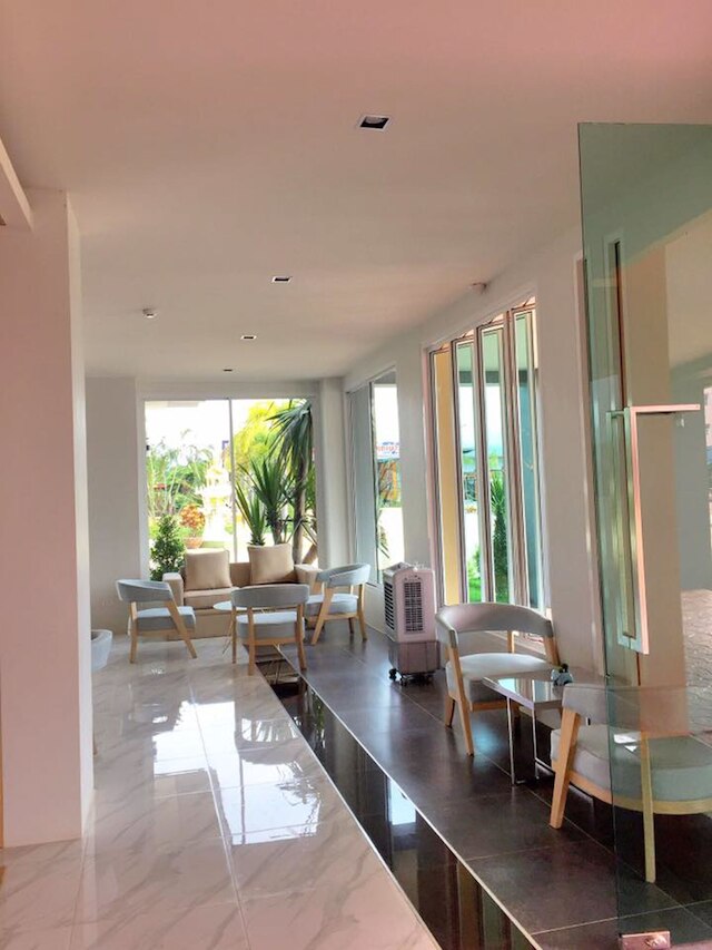 スリーピング ツリー ホテル