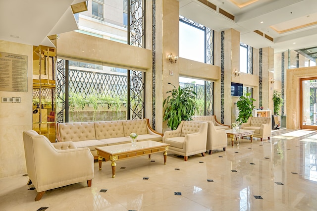 パリ デリ ダナン ビーチ ホテル