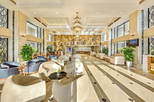 パリ デリ ダナン ビーチ ホテル