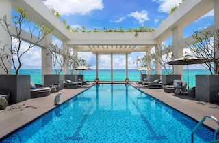 パリ デリ ダナン ビーチ ホテル