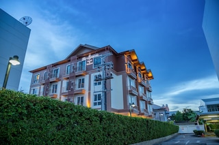 ザ シグネチャー ホテル ターペー