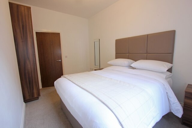 ザ キャッスル コレクション - 25 キャッスル ストリート