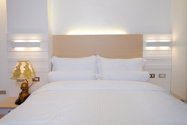 ヒーローズ ホテル