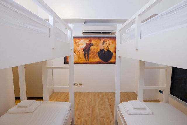 ヒーローズ ホテル