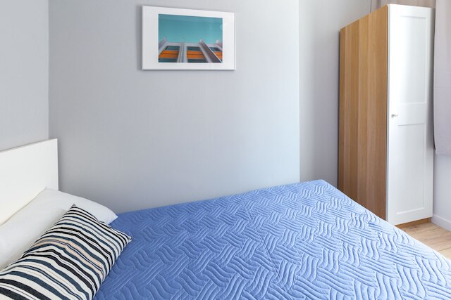 フレンドハウス アパートメンツ - アベニュー