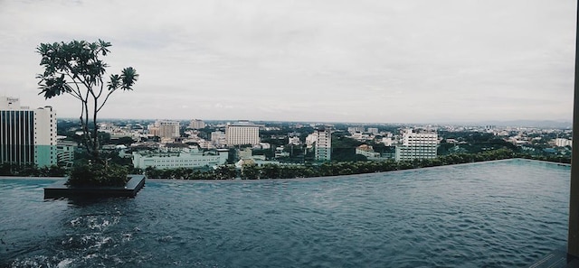 アストラ コンド