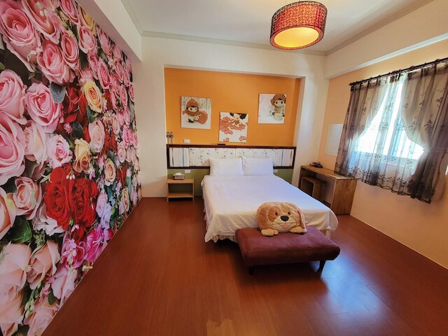 ストロベリー ミルク B&B