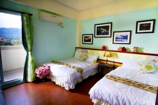 ストロベリー ミルク B&B