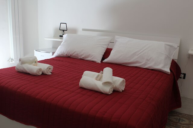 アムニ - パレルモ