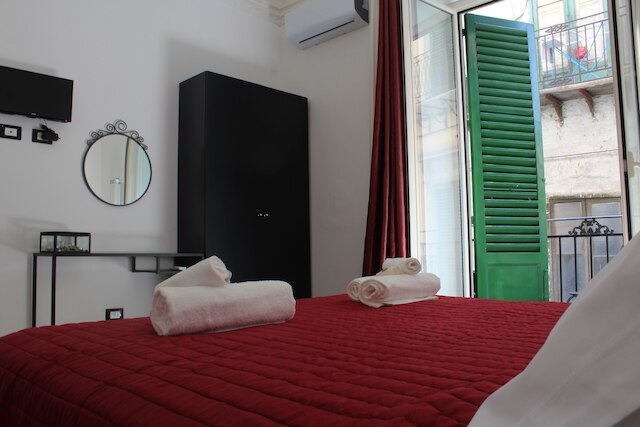 アムニ - パレルモ