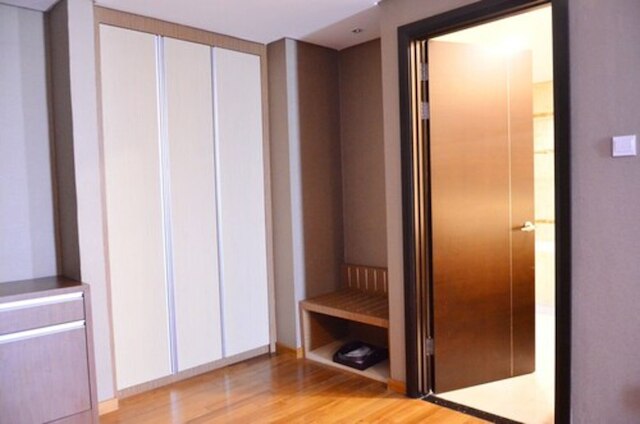 名古屋 ヒル プラザ バタン