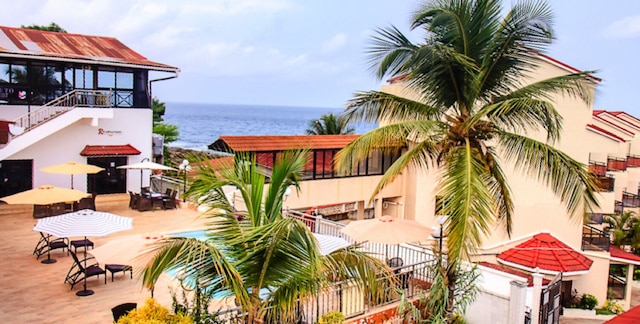 ホテル バルモイ