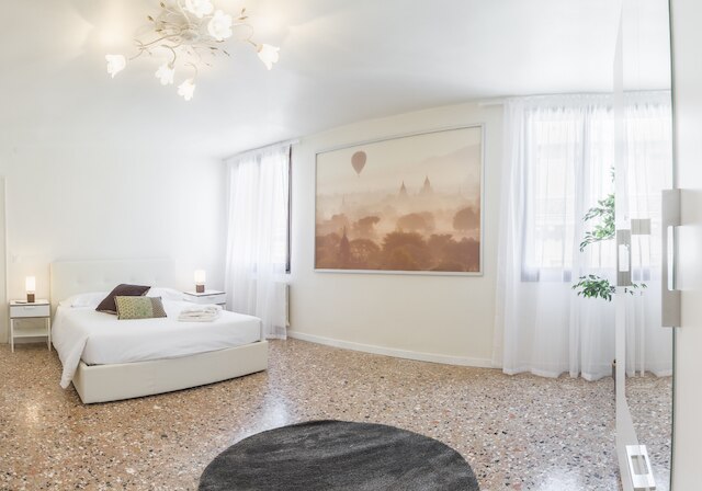 ペントハウス ドリーム アパートメンツ