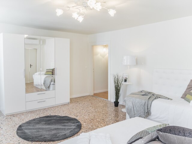 ペントハウス ドリーム アパートメンツ