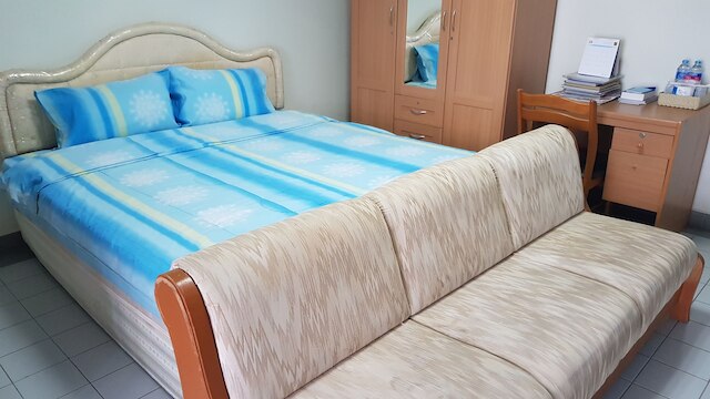 エーク ウドーン アパートメント