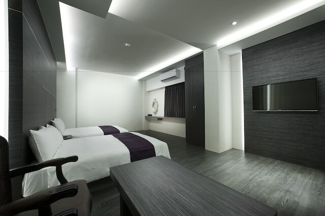 フークン 5 モーテル (福岡 5 號汽車旅館)