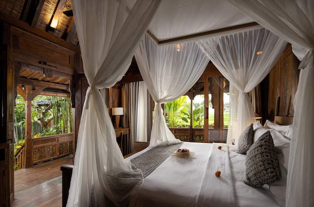 マダニアンティークヴィラズ