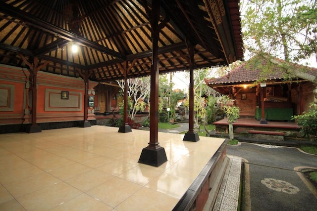 オマー ダマン ホテル、EPS