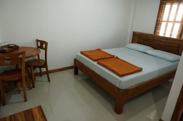 トンパプム プレイス