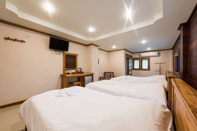 トンパプム リバー