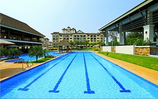 サンタ マリア ホームズ アット ワン オアシス セブ コンド