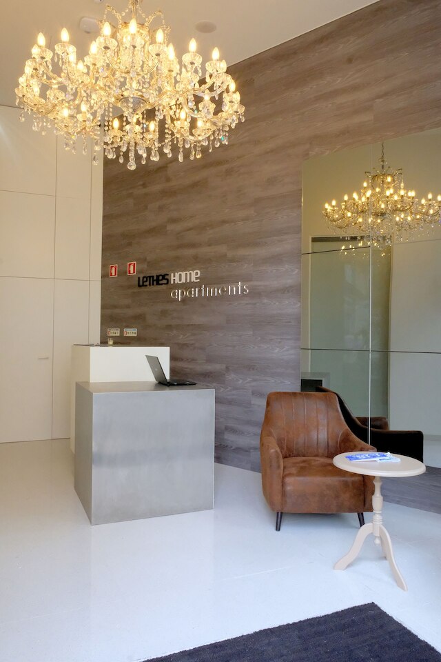 レシスホーム アパートメンツ