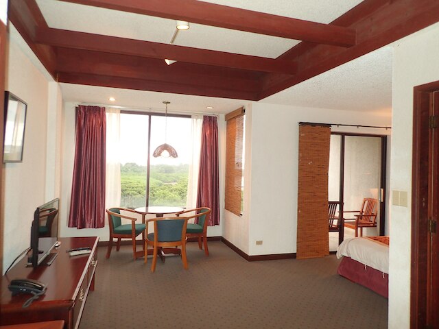 クリフサイド ビュー ホテル